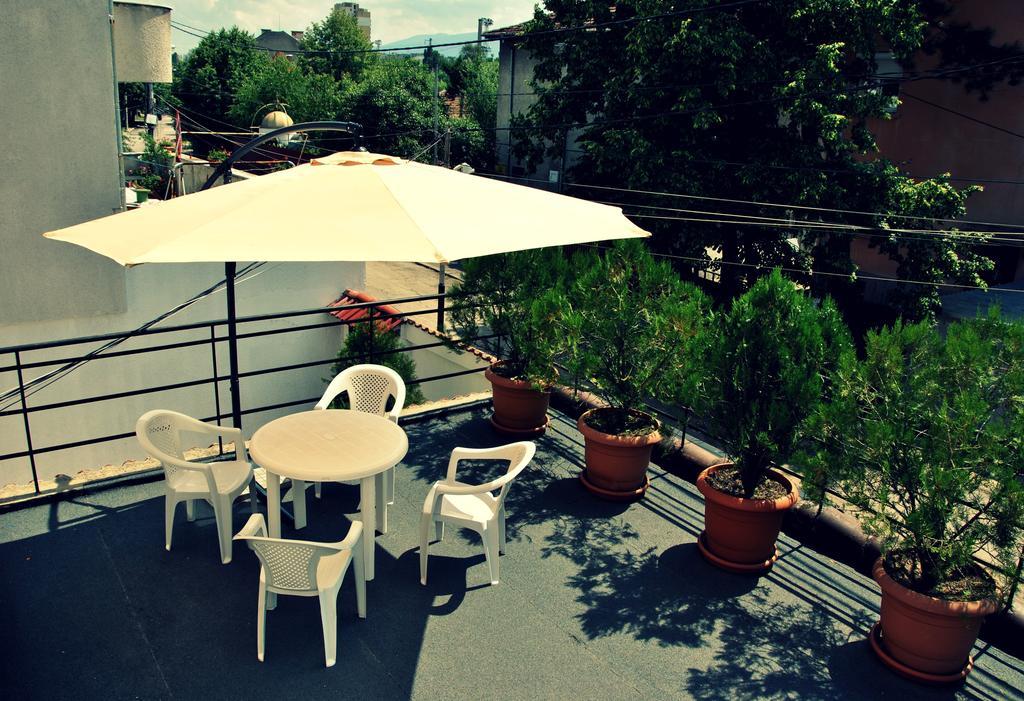 10 Coins Hostel Sofia Exterior foto